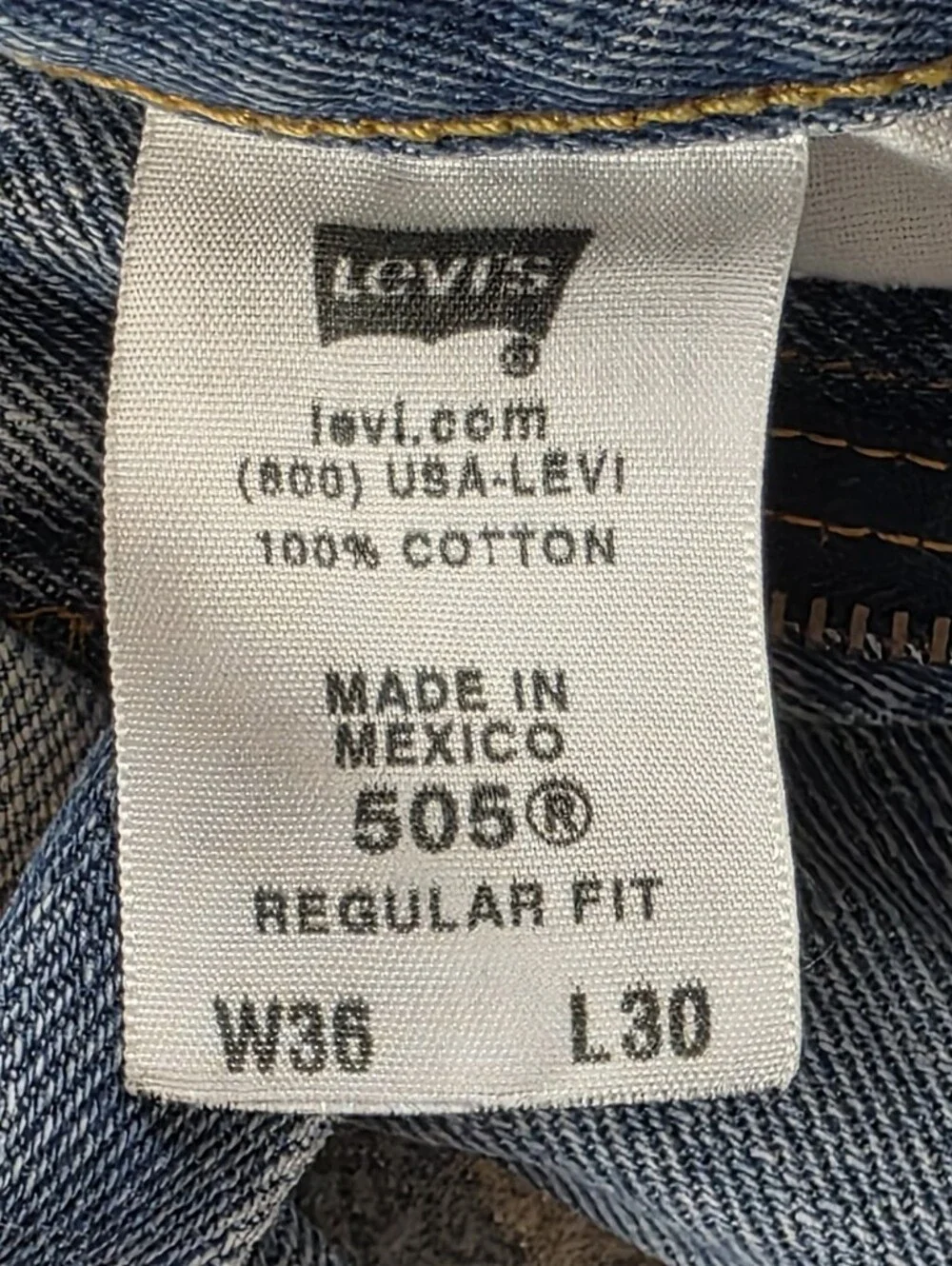 Levi's Classic 505 Regular Fit Jeans 36X30